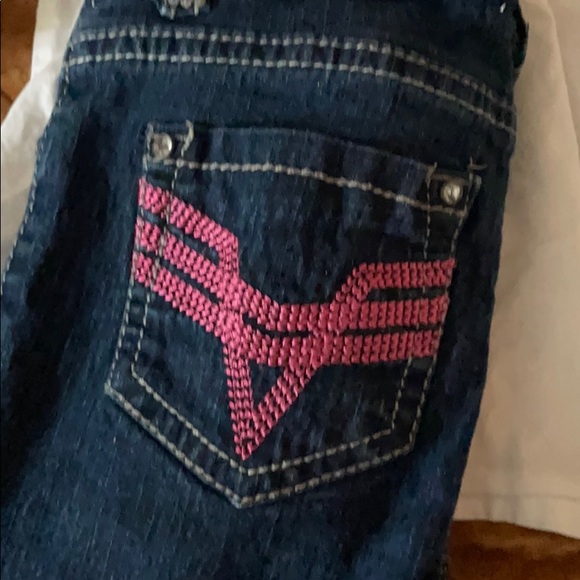 4T bundle.  2 shirts/2 pairs of jeans - Picture 7 of 9